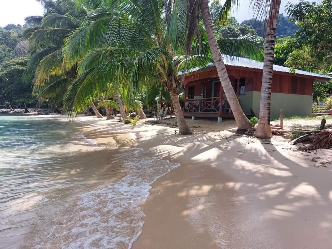 Ella'S Place Salang Tioman Hotel Exterior photo